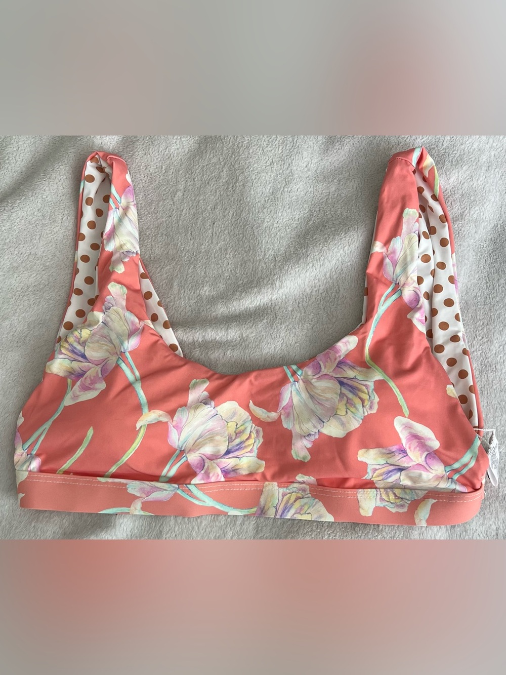NWT Dippin’ Daisy’s Coral Floral Scoop Bikini Top
